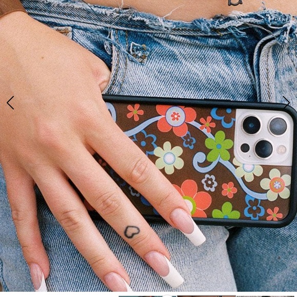 Wildflower Case - iPhone 12 Pro Max - Picture 3 of 4
